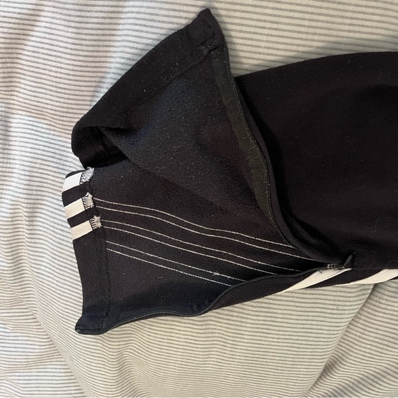 Vintage  Adidas ClimaWarm Fleece Joggers Women’s Size Medium elastic waistband - Picture 13 of 13